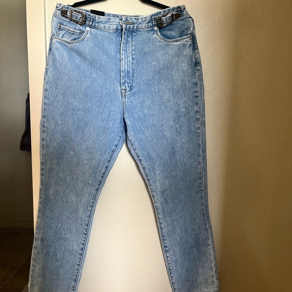 Blank NYC Belted Western High-Rise Jeans - Picture 2 of 5
